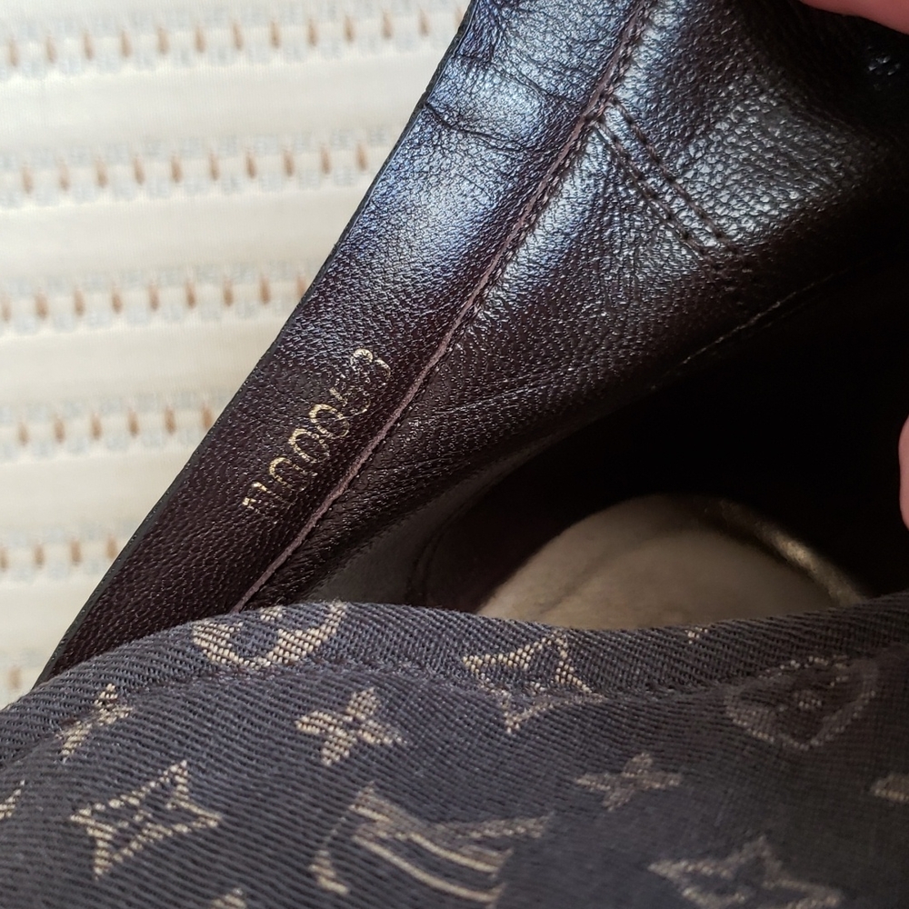 LOUIS VUITTON LV MONOGRAM CANVAS AND PATENT LEATHER ANKLE BOOTS - Picture 10 of 12